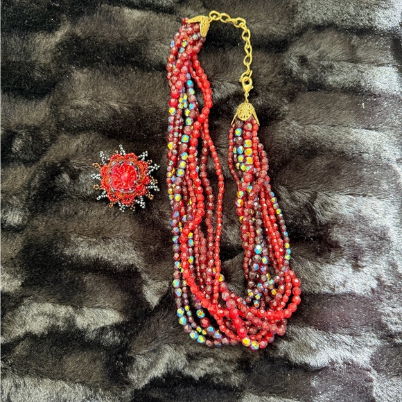 Vintage Vibrant Red Beaded Aurora Borealis Necklace w/a Red Flower Stretch Ring